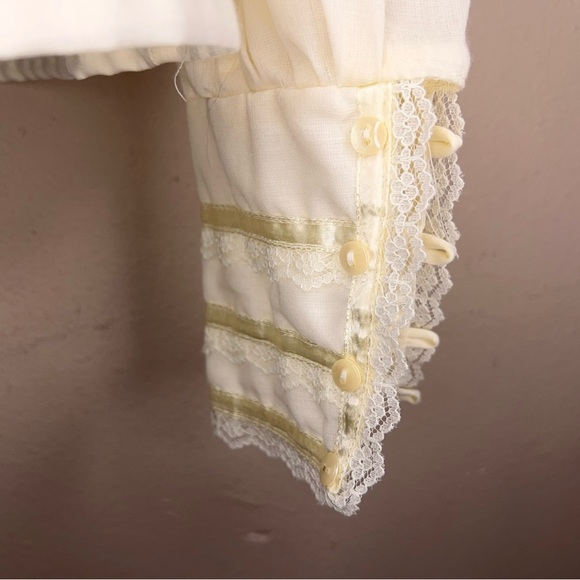Vintage 1970s Jessica’s Gunnies Ivory Cream Blouse Long Sleeve Victorian XS - Picture 12 of 16